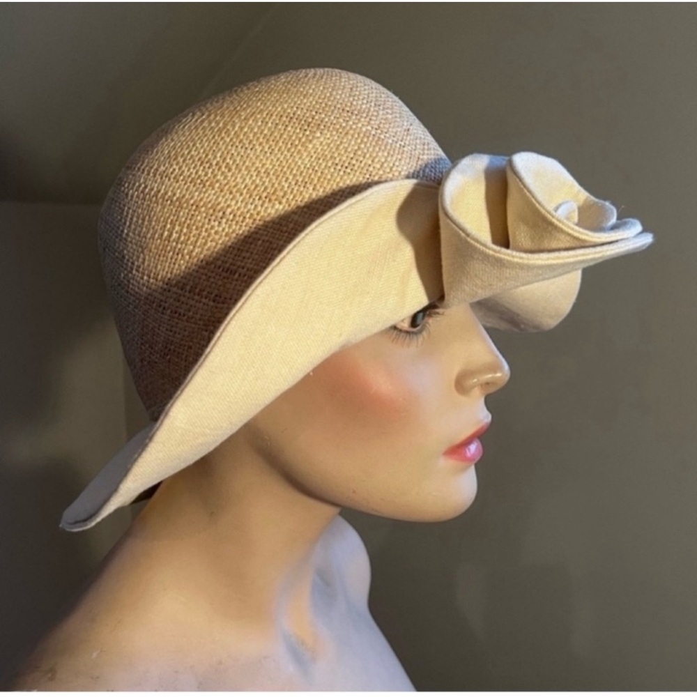 Floppy Sun/Fashion Vintage Hat with Big Flower Accent
